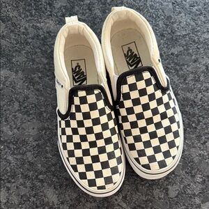 Vans Kids Black and White Checkered Slip-On Sneakers Genly used Size 2